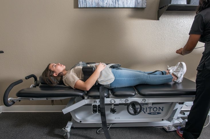 inversion-tables-vs-spinal-decompression-therapy